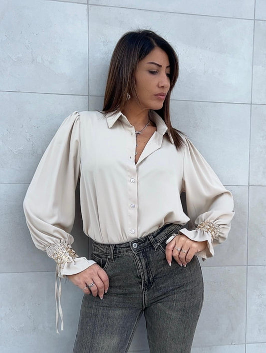 Camicia elegance con dettagli bracciali