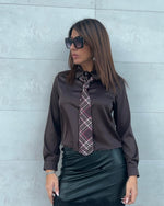 Camicia con cravatta