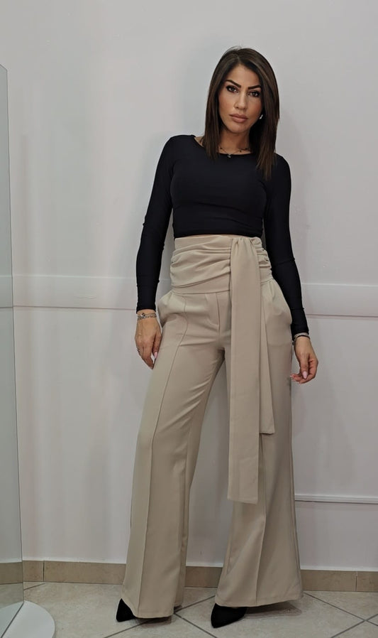 Pantalone casual con dettagli