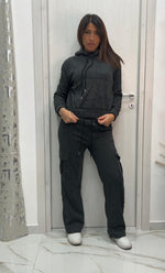 Tuta felpata con tasche laterali