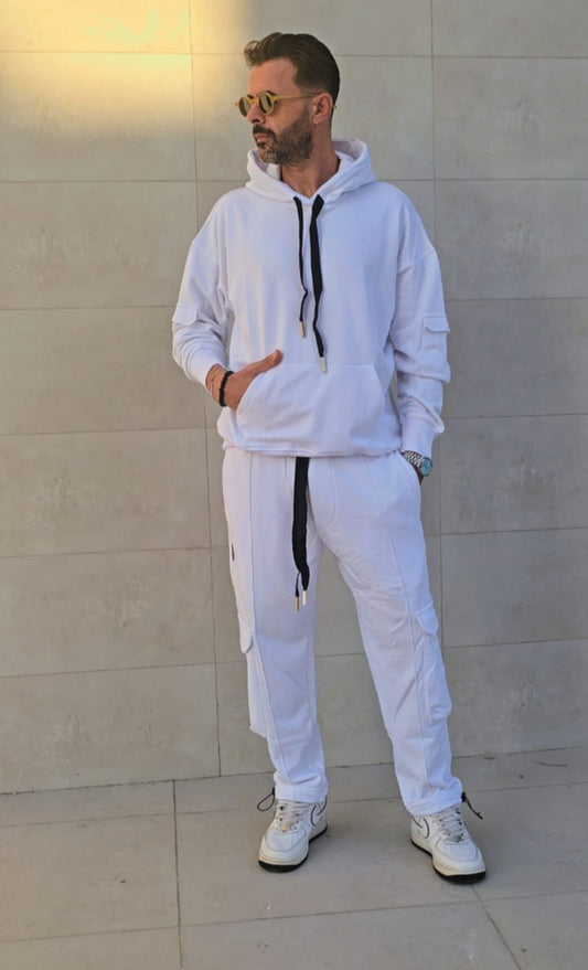 Tuta con tasconi laterali