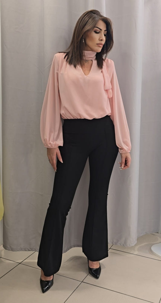 Pantalone classico a zampa