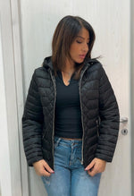 Piumino con cappuccio