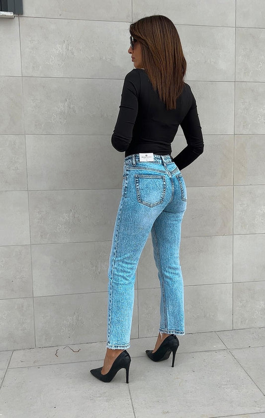 Jeans a sigaretta lavaggio chiaro